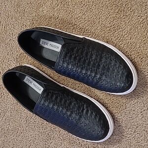 Steve Madden Excel size 9